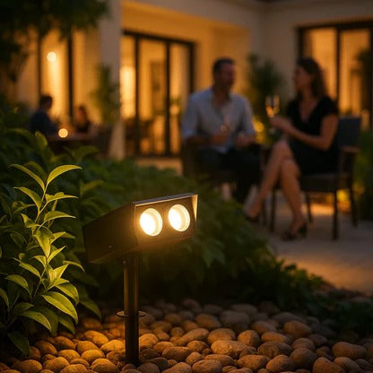 Solar Adjustable-Zoom LED Garden Spotlight