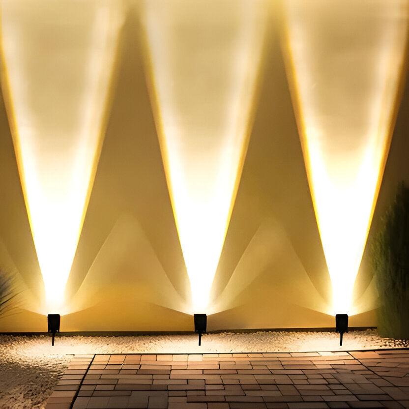 Solar Adjustable-Zoom LED Garden Spotlight